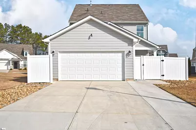 617 Columbus Circle, Simpsonville, SC 29680 - Photo 3