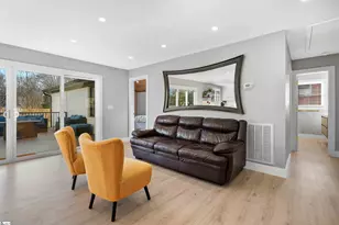 204 Woodfield Ave, Fountain Inn, SC 29644 - Photo 9