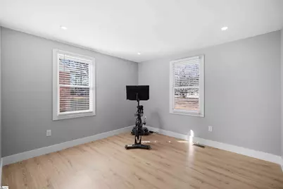 204 Woodfield Avenue, Fountain Inn, SC 29644 - Photo 27