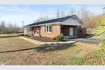 214 Lakeview Terrace, Simpsonville, SC 29681 - Photo 3