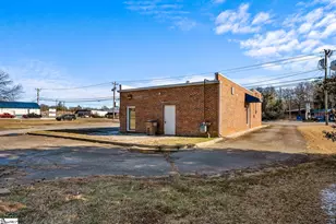 713 Anderson St, Belton, SC 29627 - Photo 29