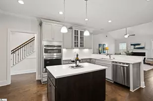 216 Scotts Bluff Dr, Simpsonville, SC 29681 - Photo 9