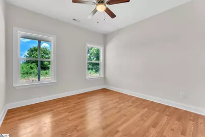 5138 N Old Laurens Road, Gray Court, SC 29645 - Photo 17