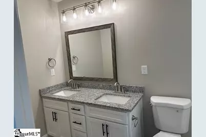 210 E Greenwood Street, Landrum, SC 29356 - Photo 19