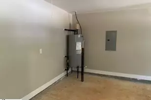 210 E Greenwood St, Landrum, SC 29356 - Photo 21