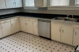 216 Randall St, Greenville, SC 29609 - Photo 5