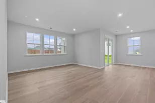 1329 Capefox Dr, Spartanburg, SC 29303 - Photo 15