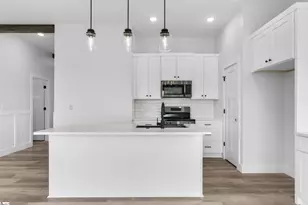 2019 Meadow Glen Ct, Chesnee, SC 29323 - Photo 9