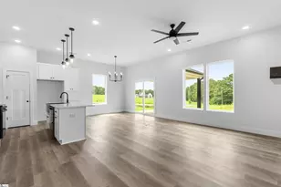 2019 Meadow Glen Ct, Chesnee, SC 29323 - Photo 3