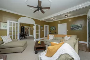 525 Crane Ave, Greenville, SC 29617 - Photo 9