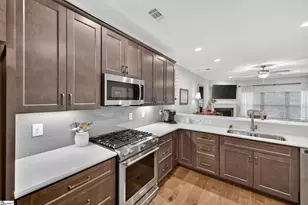 328 Scotch Rose Ln, Greer, SC 29650 - Photo 9