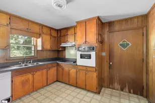 3190 Apple Orchard Rd, Clinton, SC 29325 - Photo 11