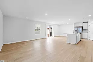 1306 Fairbairn Rd, Spartanburg, SC 29303 - Photo 7