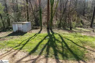 27 Maxie Ave, Greenville, SC 29611 - Photo 9