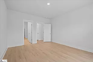 405 Crestcreek Dr, Anderson, SC 29621 - Photo 13