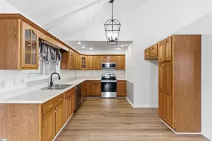 936 Miller Rd, Woodruff, SC 29388 - Photo 7