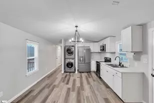 898 Reynolds Rd, Chesnee, SC 29323 - Photo 9