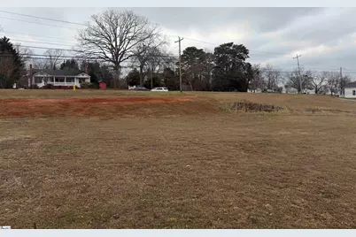 712 N Main Street, Greer, SC 29651 - Photo 3