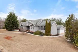 101 Oak Leaf Ct, Pickens, SC 29671 - Photo 3