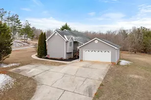 101 Oak Leaf Ct, Pickens, SC 29671 - Photo 5