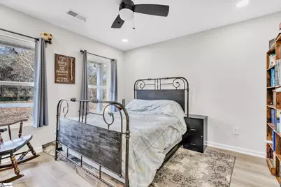 218 N Florida Avenue, Greenville, SC 29611 - Photo 15