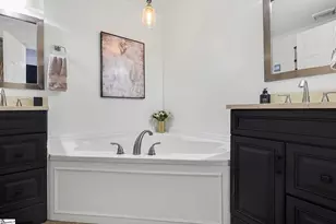 127 Oak Dr, Greer, SC 29650 - Photo 17