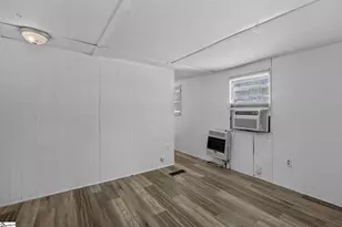 204 Hiles St, Easley, SC 29642 - Photo 5