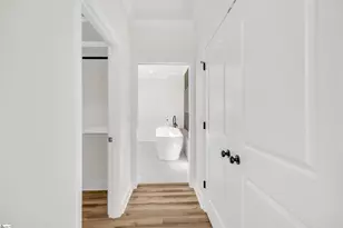 301 Portland Cir, Greenwood, SC 29649 - Photo 13