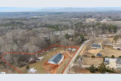 536 Old Mill Road, Campobello, SC 29322 - Photo 9