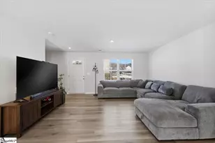 725 Bolsover Wy, Woodruff, SC 29388 - Photo 9