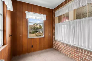 304 Cedar St, Clinton, SC 29325 - Photo 37