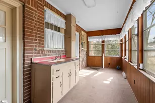 304 Cedar St, Clinton, SC 29325 - Photo 35