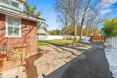 211 Grove Road, Greenville, SC 29605 - Photo 27