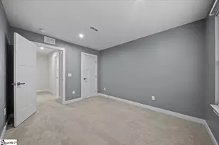 173 Dunroyal Rd, Fountain Inn, SC 29644 - Photo 17