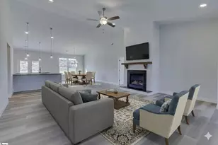 104 Old Glory Ct, Pickens, SC 29671 - Photo 7