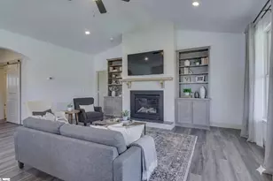 106 Old Glory Ct, Pickens, SC 29671 - Photo 9