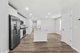 1281 Forestbrook Ln, Spartanburg, SC 29303 - Photo 7