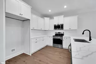 408 Falcons Lair W Dr, Walhalla, SC 29691 - Photo 7