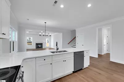 408 Falcons Lair West Drive, Walhalla, SC 29691 - Photo 9