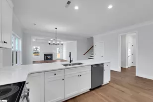 408 Falcons Lair W Dr, Walhalla, SC 29691 - Photo 9