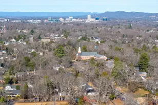 4 Amherst Ave, Greenville, SC 29605 - Photo 27