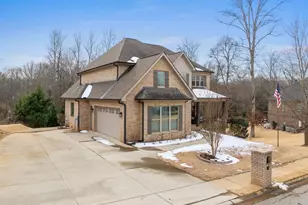 10 Colonel Storrs Ct, Greer, SC 29650 - Photo 3