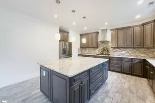 740 N Alamosa Dr, Boiling Springs, SC 29316 - Photo 17