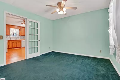 104 Blakely Avenue, Laurens, SC 29360 - Photo 13