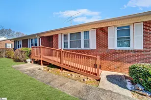 104 Blakely Ave, Laurens, SC 29360 - Photo 43