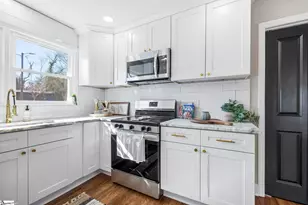 7 Hardale Ln, Greenville, SC 29607 - Photo 13