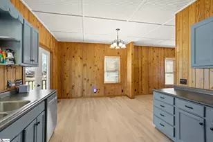 10025 Augusta Rd, Pelzer, SC 29669 - Photo 9