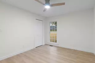 1005 Summit Dr, Greenville, SC 29609 - Photo 39