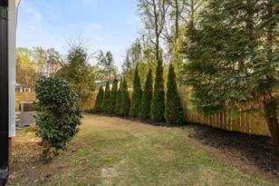 1005 Summit Dr, Greenville, SC 29609 - Photo 33