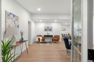 1005 Summit Dr, Greenville, SC 29609 - Photo 9